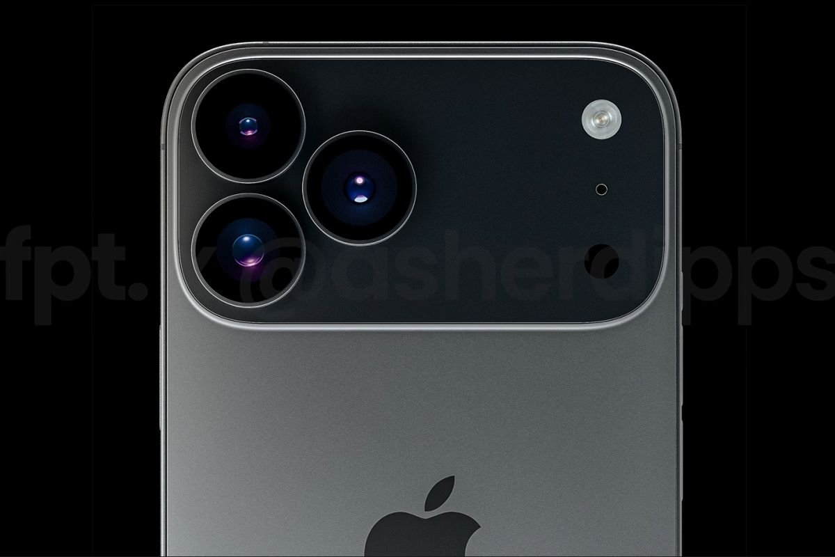 iPhone 17 Pro Max Spotted in Leaked Hands On Video That Reveals Design, Thicker Chassis